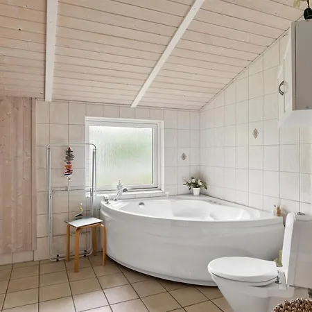 Feriehus Rikhard - 175m To The Fjord By Interhome