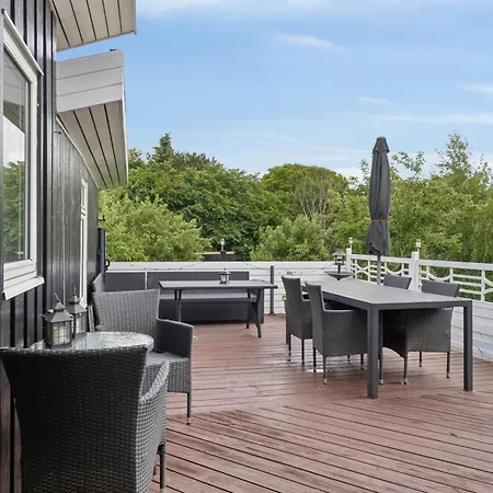 Rikhard - 175m To The Fjord By Interhome Feriehus